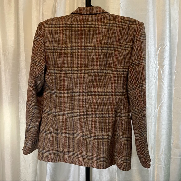 Vintage Outback Red Size 8, wool blend, single breasted blazer - Picture 14 of 17